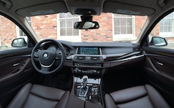 2014 寶馬 BMW 535d xDrive Metallic White interior panorama view