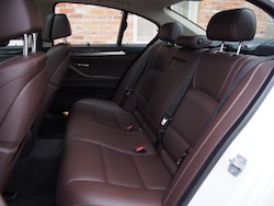 2014 寶馬 BMW 535d xDrive Metallic White rear comfort seats legroom