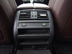 2014 寶馬 BMW 535d xDrive Metallic White rear seat heated controls