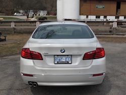 2014 寶馬 BMW 535d xDrive Metallic White rear view