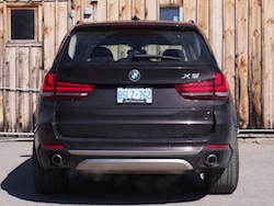 2014 BMW X5 xDrive 35i Sparking Brown Metallic rear view taillights exhaust