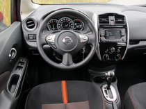 2015 Nissan Versa Note Red interior