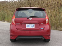 2015 Nissan Versa Note Red rear